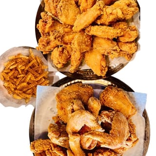 #4 Mixed Combo-10 Original Wings, Original Chicken Half, Small Fries