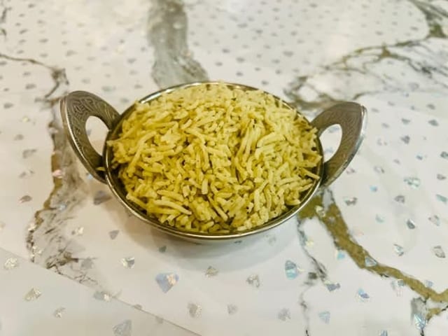 Authentic Coconut Pulao Rice Tray.